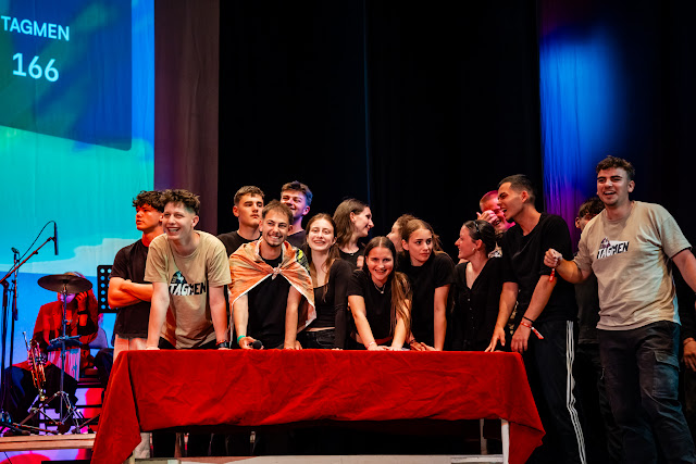 2405_gala_194139_HDN_2026_SantaI.jpg